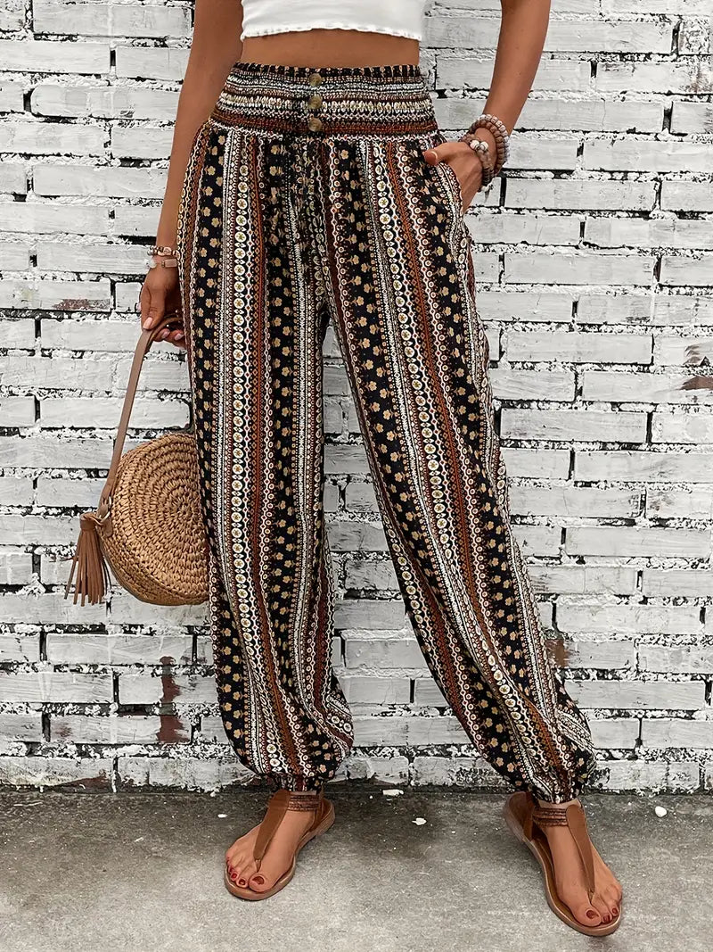 Boho-chic dambyxor med grafiskt tryck – Solara