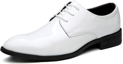Weiße Herren-Lacklederschuhe, elegantes Design, Schnürschuhe, formelle Anlässe.