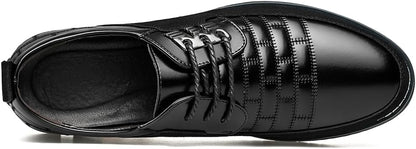 Schwarzer Lederschuh für Herren, elegantes Design, Schnürung, formelle Anlässe.