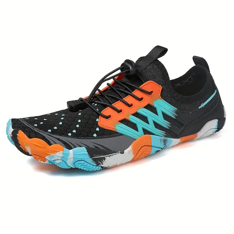 Schwarzer Sportschuh mit orange-türkisen Akzenten, atmungsaktiv, rutschfeste Sohle, Herren.