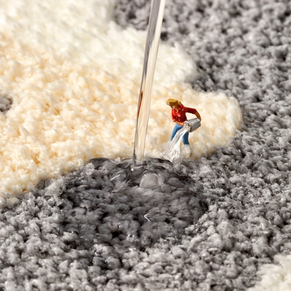 Miniaturfigur gießt Wasser auf grauen Teppich, Nahaufnahme, Detailansicht, Heimdekoration.
