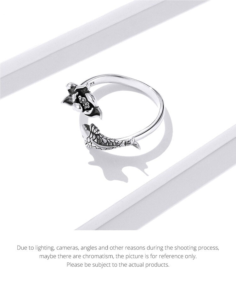 Silberner Damenring mit Fischdesign, Zirkonia, verstellbar, modisch, Geschenkidee.