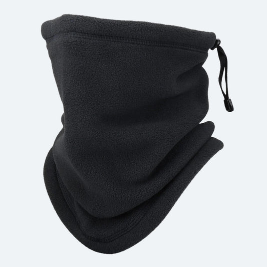 Schwarzer Fleece-Nackenwärmer mit Kordelzug, ideal für Outdoor-Aktivitäten im Winter.