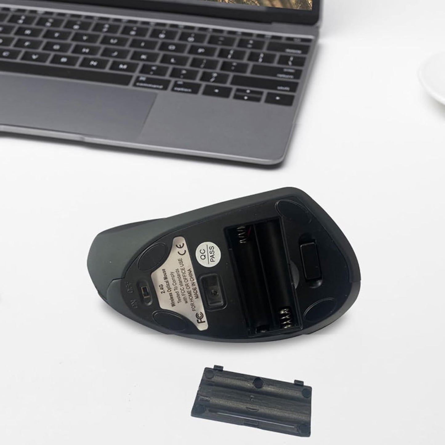 Uppladdningsbar ergonomisk vertikal trådlös mus – Elvion