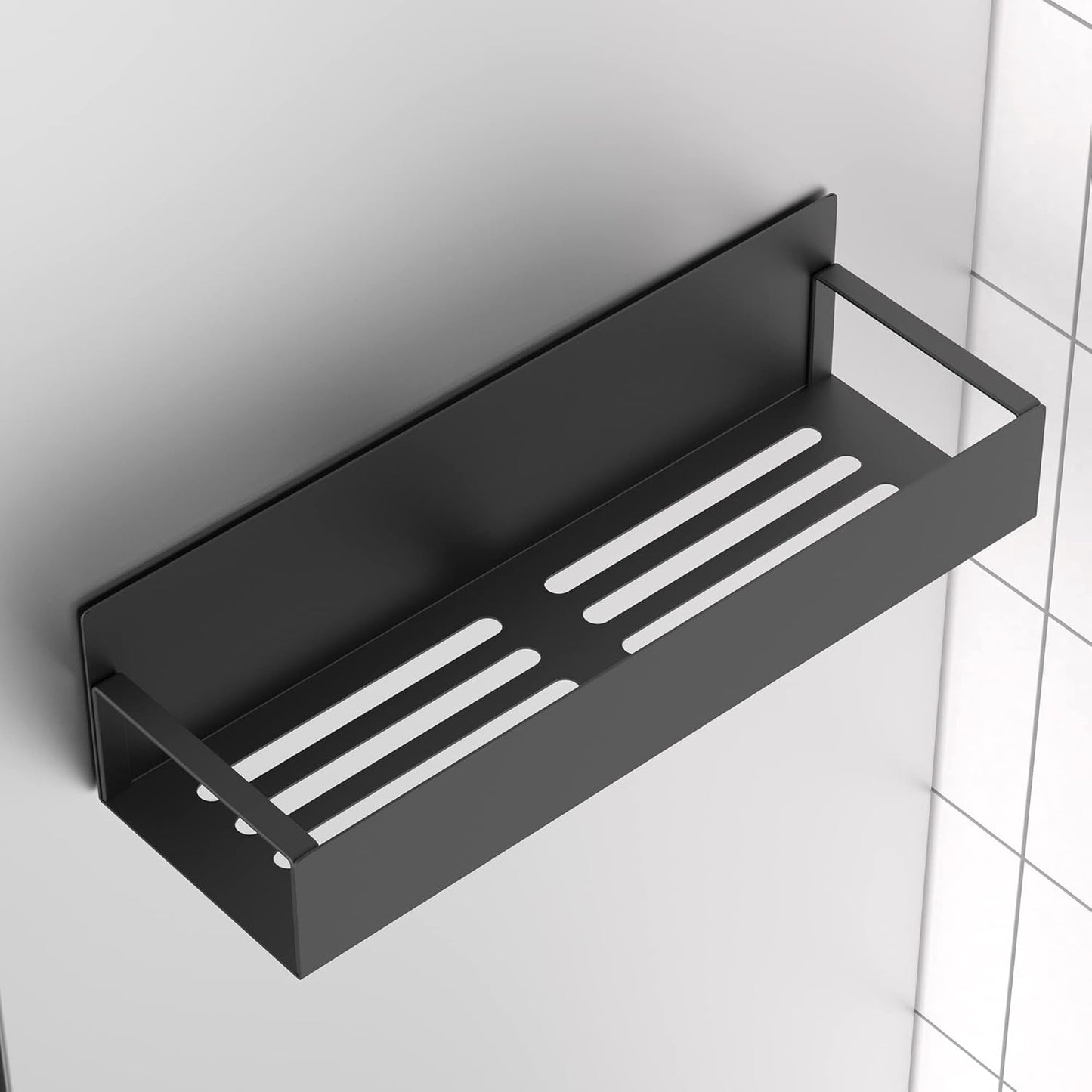 Schwarzes Duschregal aus Metall, wandmontiert, modern, Badezimmer-Organizer.