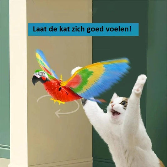 Ein fliegender bunter Papagei-Spielzeug mit Katze im Hintergrund, lustige Szene.