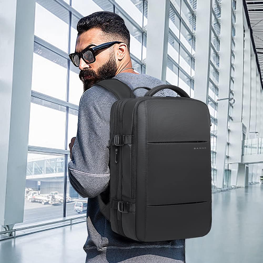 Expanderbar 26–45 L vattentät resryggsäck med laptopfack och duffelalternativ