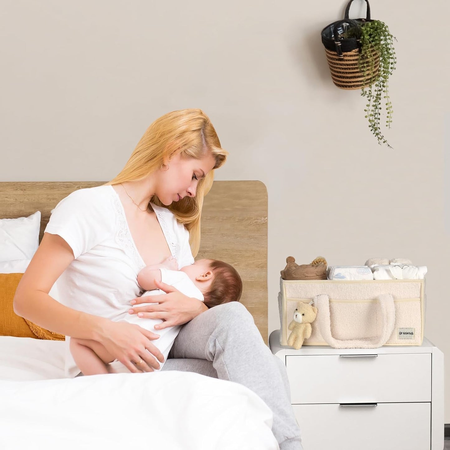 Blöjorganisatör för baby – plysch-sherpa-förvaringskorg med fack – Elvoria