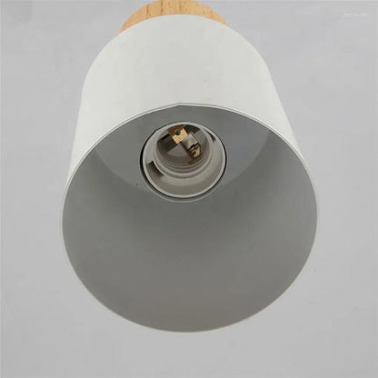 Weiße Deckenleuchte aus Metall, zylindrisch, modern, minimalistisch, für Wohnzimmerbeleuchtung.