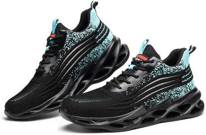 Schwarze Sportschuhe mit türkisfarbenen Akzenten, atmungsaktives Mesh, rutschfeste Sohle.
