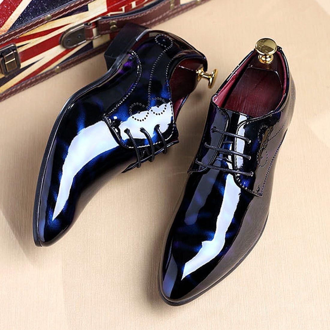 Hochglanz schwarze Lederschuhe, Herren, Schnürschuhe, formell, elegant, Lackleder, Hochzeit.