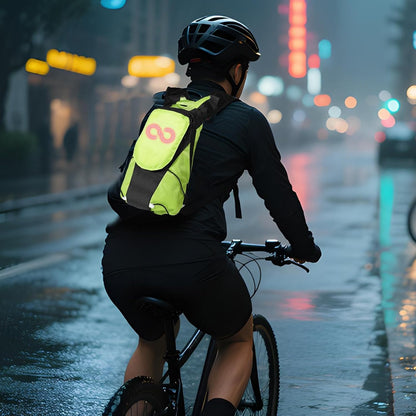 LED-motorcykelryggsäck – Lysande säkerhetsväska för utomhus- och nattkörning – Lumaro