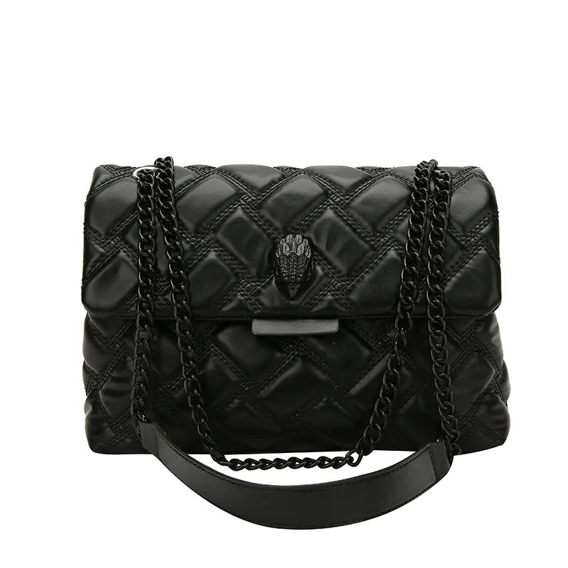 Schwarze gesteppte Lederhandtasche mit Kettenriemen, elegantes Design, Damenmode.