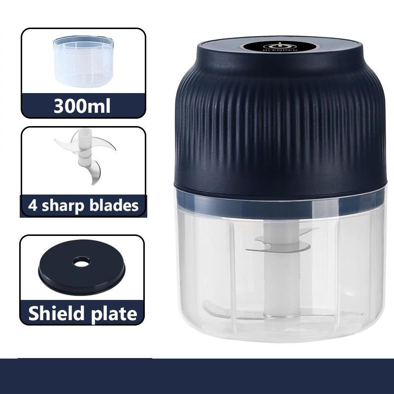 Matberedaren med infällda bilder på den medföljande 300 ml-skålen, bladenheten med fyra blad och skyddsplattan. 7
