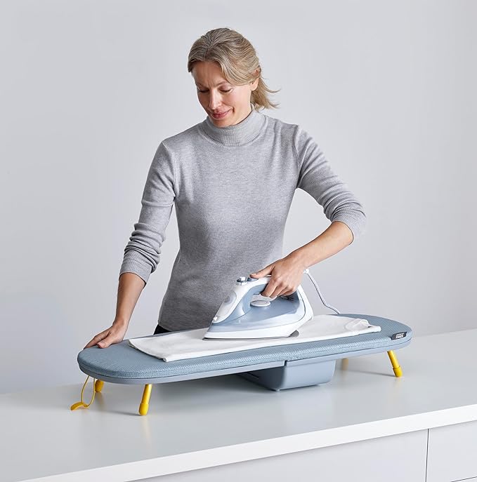 Hopfällbart strykbräde – Platsbesparande design – PressEase