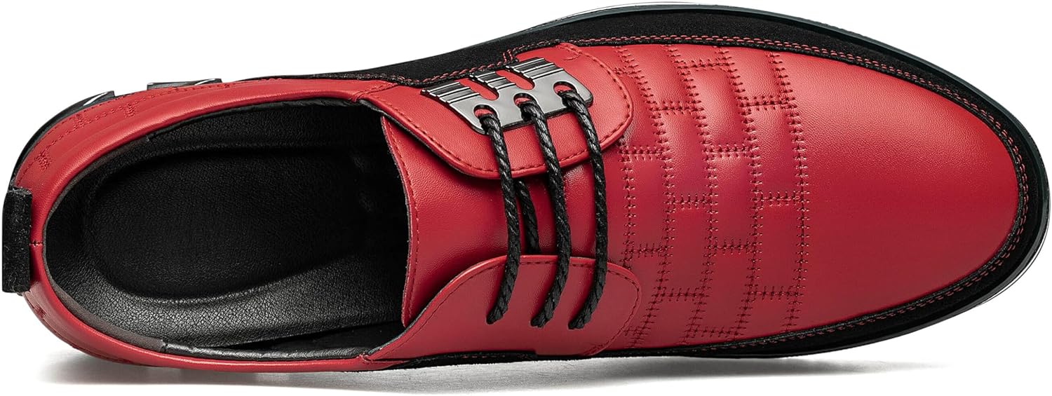 Roter Herren-Lederslipper, elegantes Design, schwarze Schnürsenkel, bequeme Innensohle.