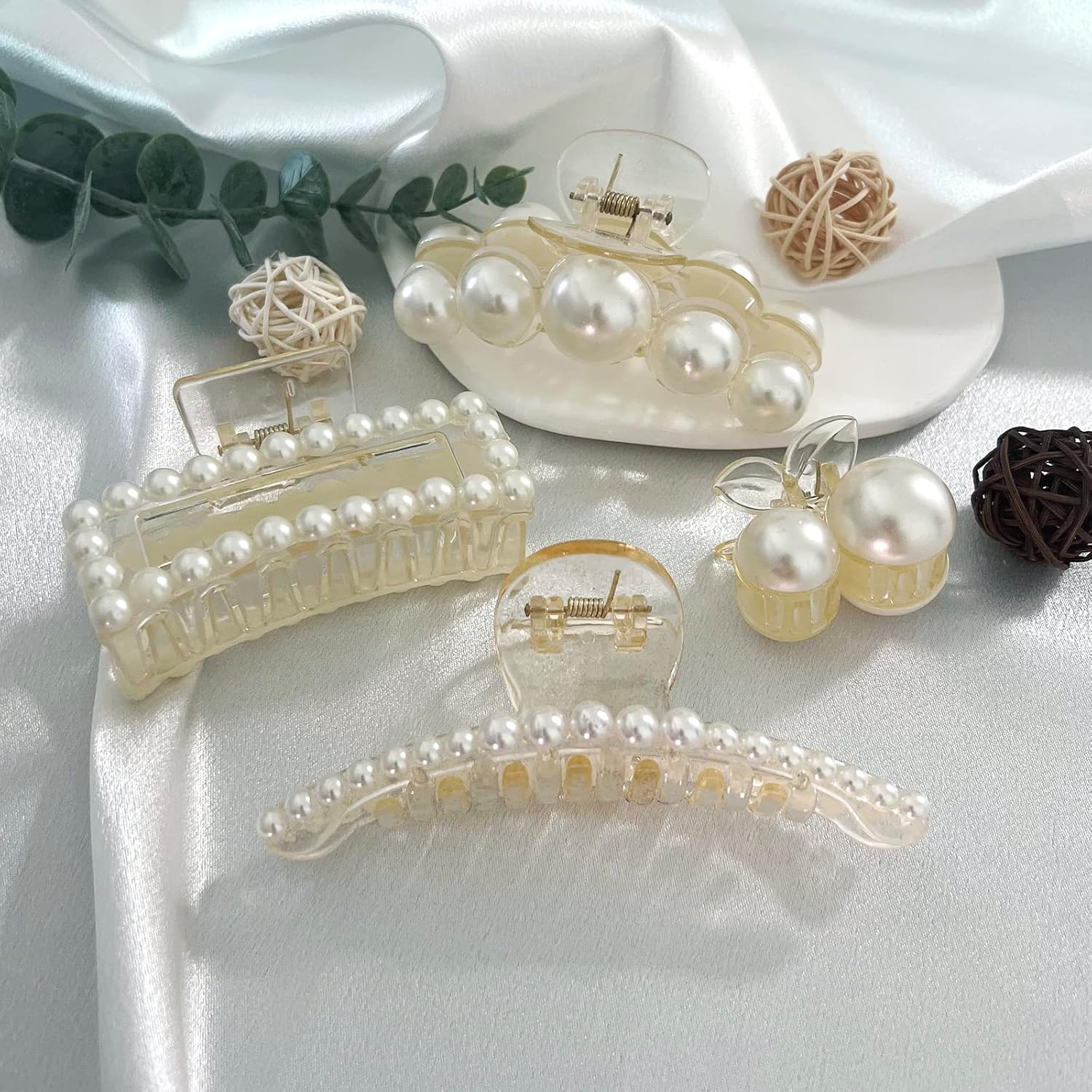 Perlen-Haarspangen Set, elegant, cremefarben, Kunststoff, für Damen, modisches Accessoire.