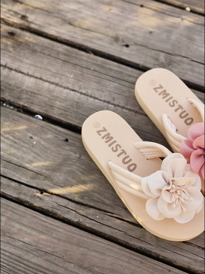 Stiliga damtofflor med blommor för sommaren - BlomStig