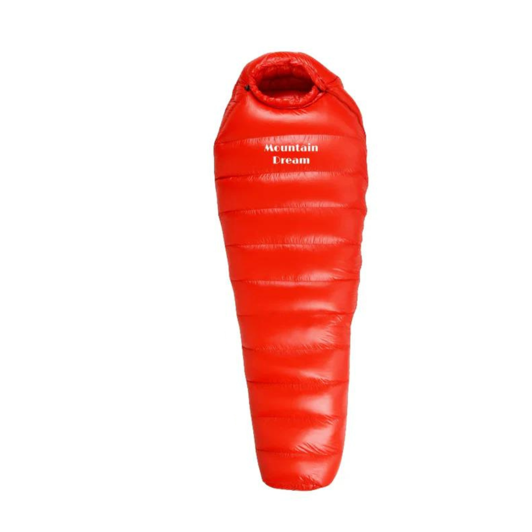 Roter Mumienschlafsack für Outdoor-Camping, isoliert, leicht, Mountain Dream Marke.
