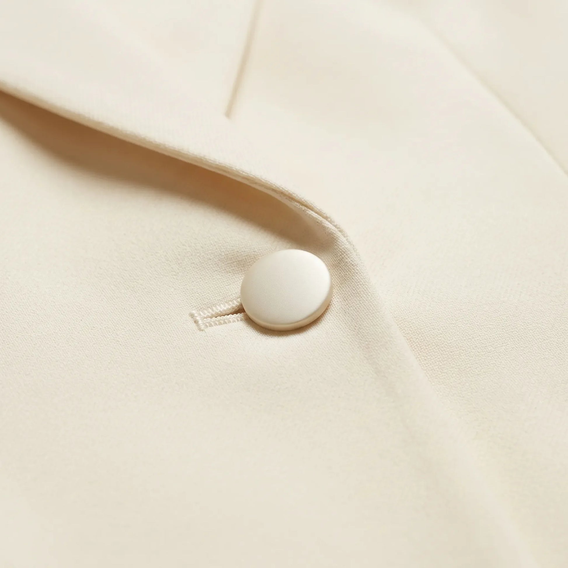 Asymmetrisk Vit Byxdress -  Suzanne