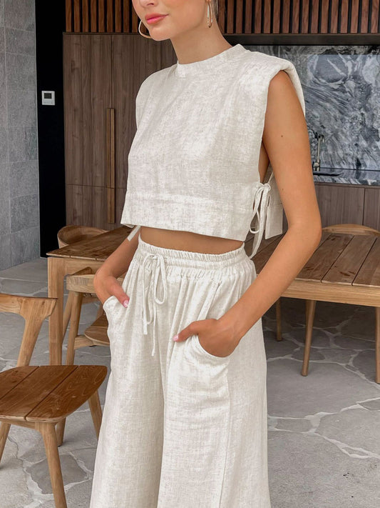 Tvådelat sommar-set med crop-top och byxor – Valeria