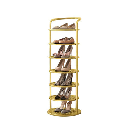 Guldfärgat skoställ med sju hyllplan med ballerinaskor och klackskor, fristående mot vit bakgrund 18