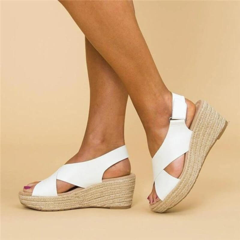 Weiße Damen-Sandalen mit Keilabsatz, Leder, Sommerschuhe, modisch, bequem.