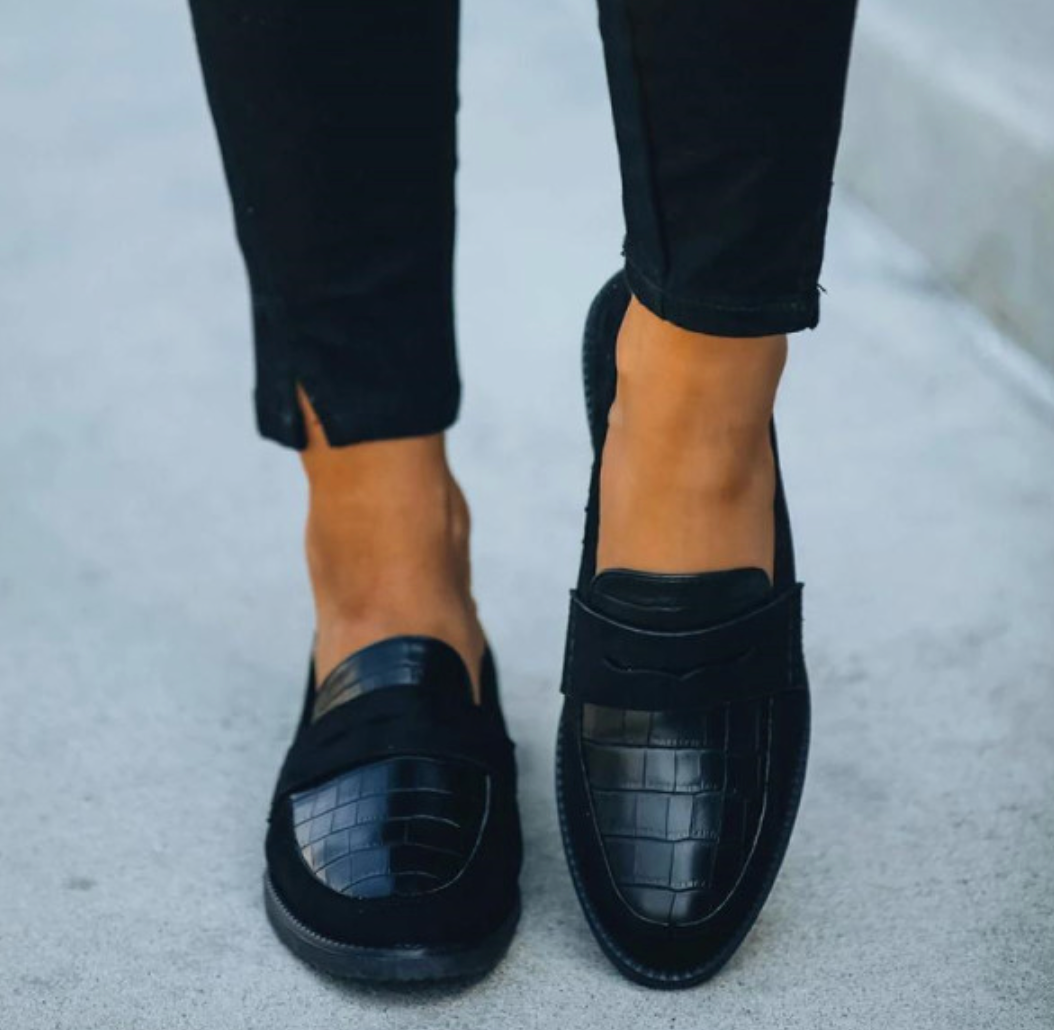 Svarta damloafers – Elara