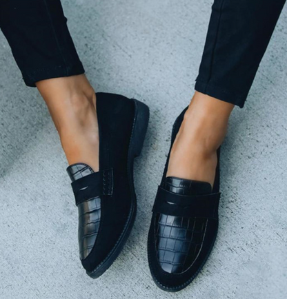 Svarta damloafers – Elara