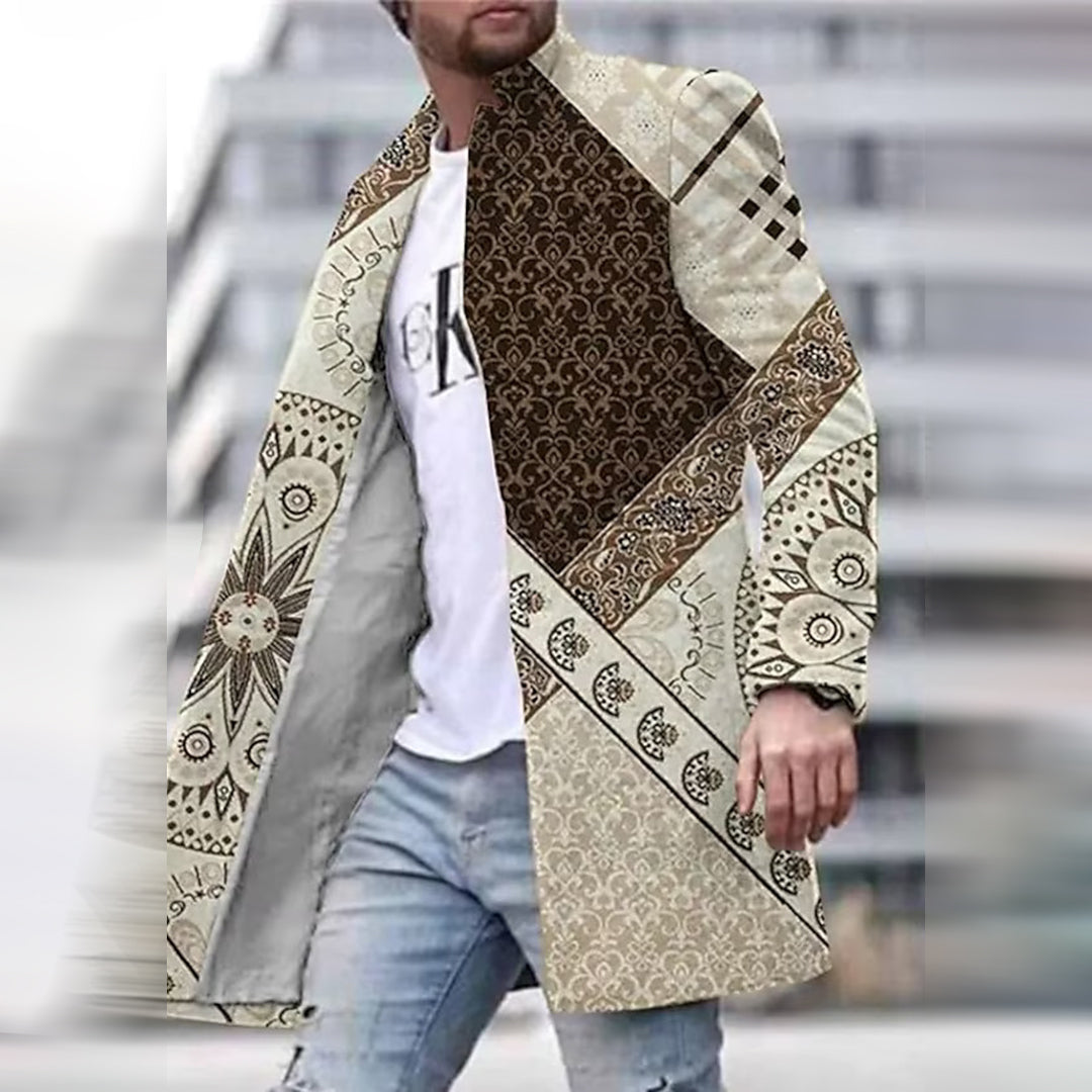 Männer Patchwork-Mantel, braun-beige, geometrisches Muster, modisch, Herbstmode.
