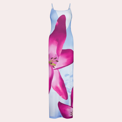 Avslappnad sommarklänning med figursydd design – Lucine