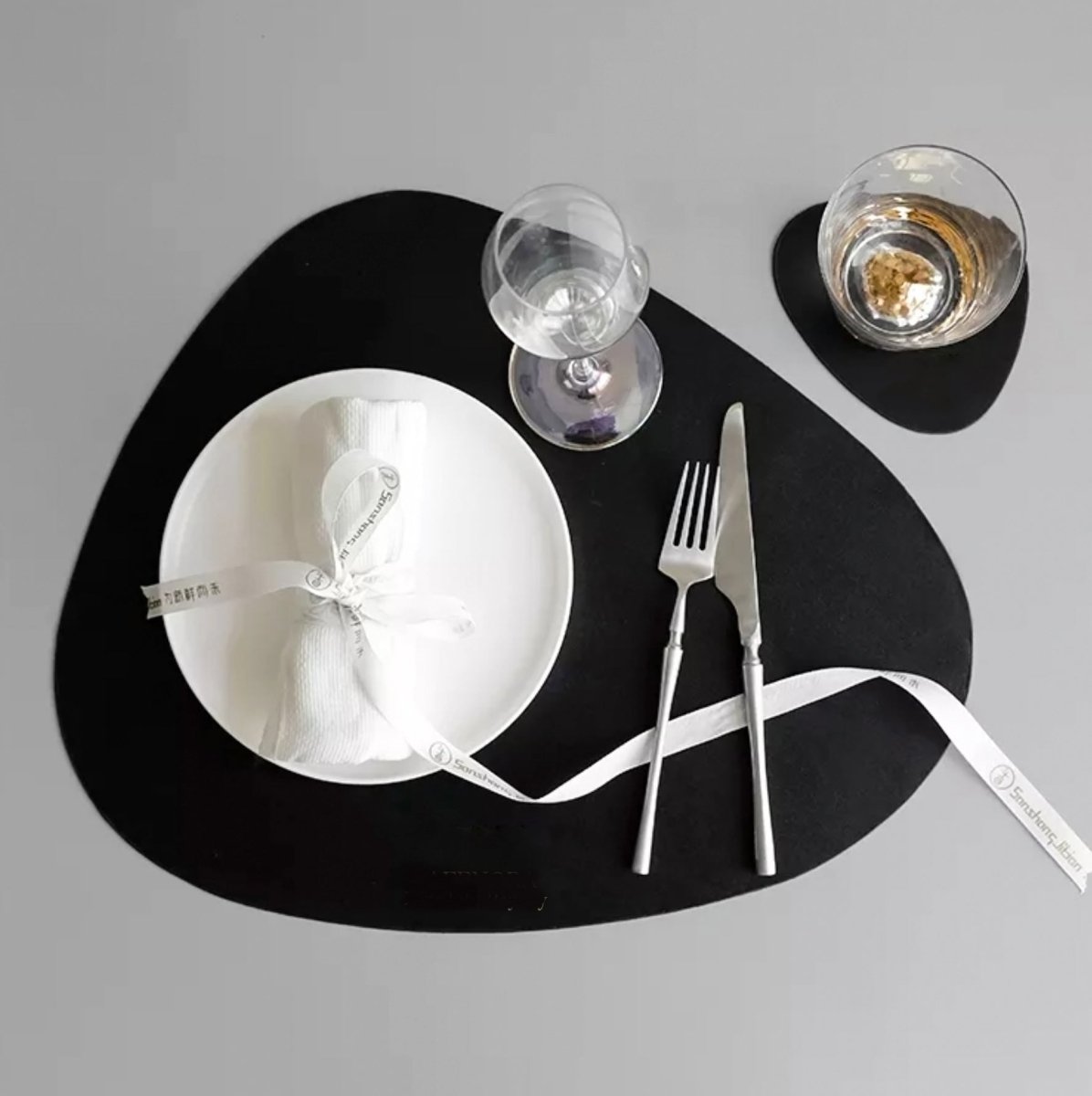 Vattentäta läder- bordstabletter - Tablevo