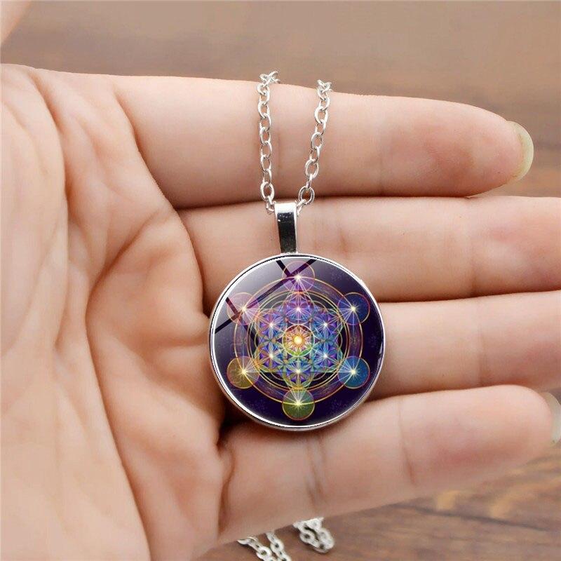 Chakra-hänge med Metatrons kub - Solantra