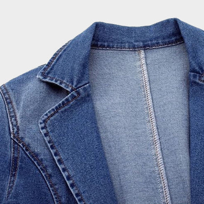 Damernas jeansblazer med elegant skärning – Nora höstutgåvan
