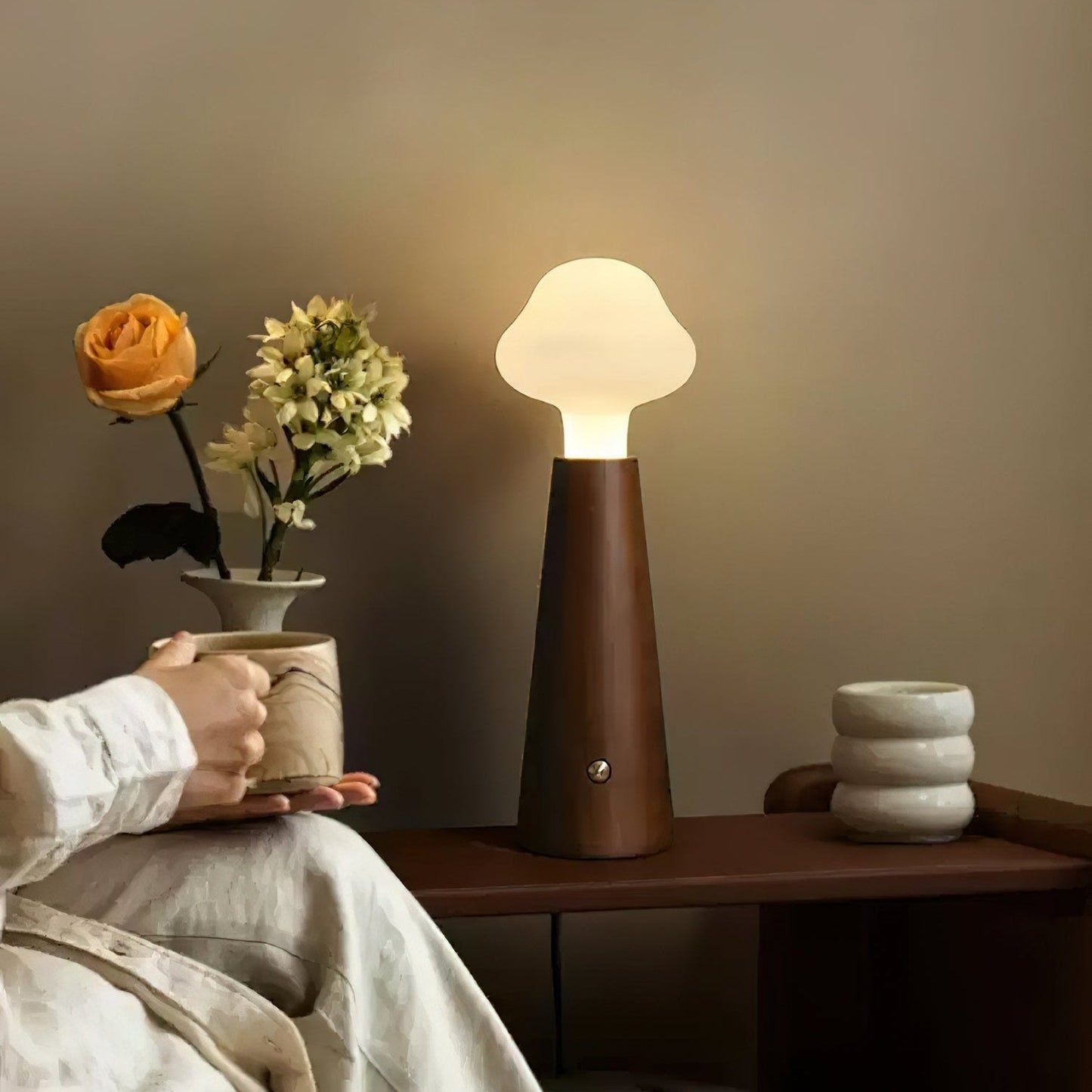 Cloud Inspired Table Lamp -  Nebulite