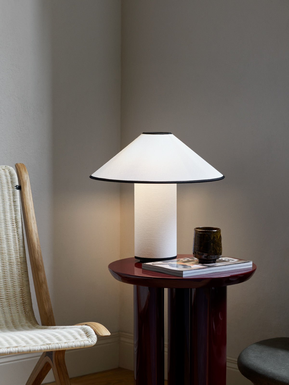 Bordslampa med tygskärm – Lunara