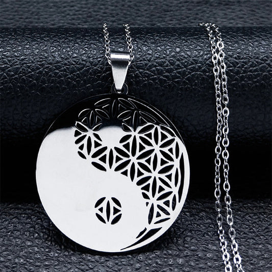 Edelstahlkette mit Yin-Yang-Anhänger, geometrisches Design, Mandala, silberfarben.