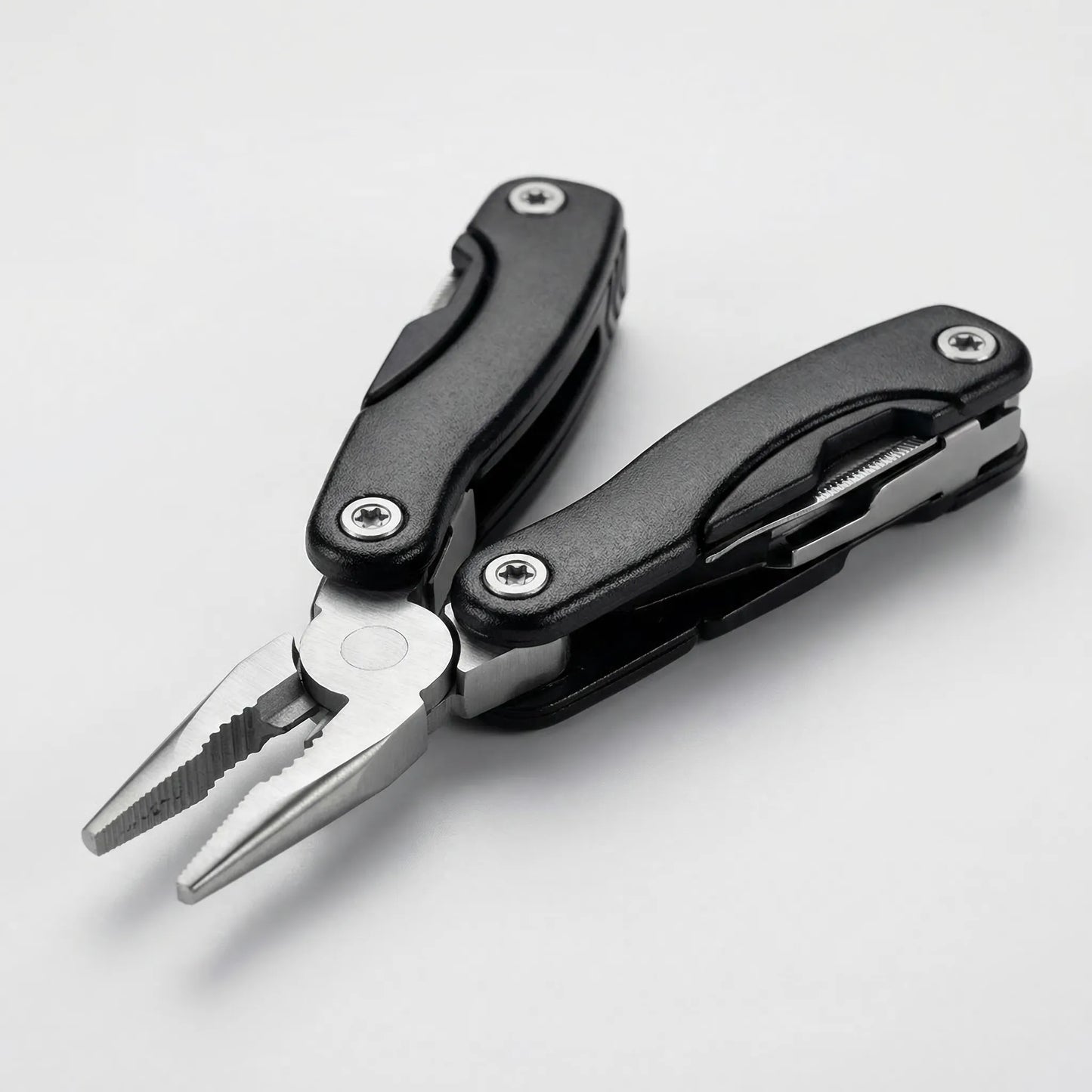 Compact 9-In-1 Folding Multi-Tool -  Traxfold