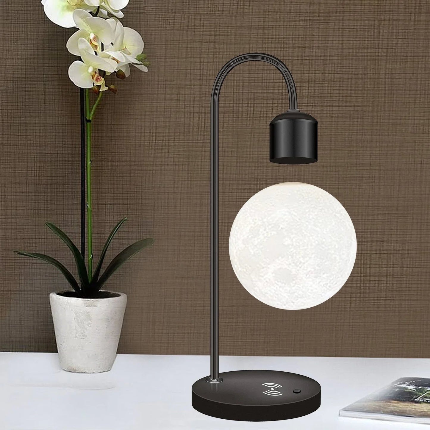 Cordless Bedside Charging Lamp -  Lunafloat