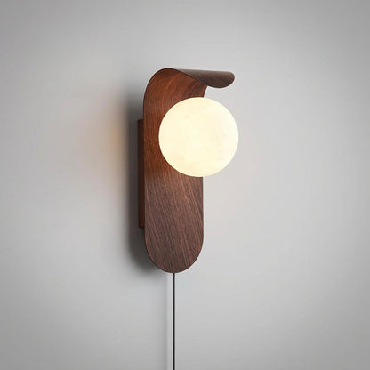 Curved Frame Wall Lamp -  Glontre