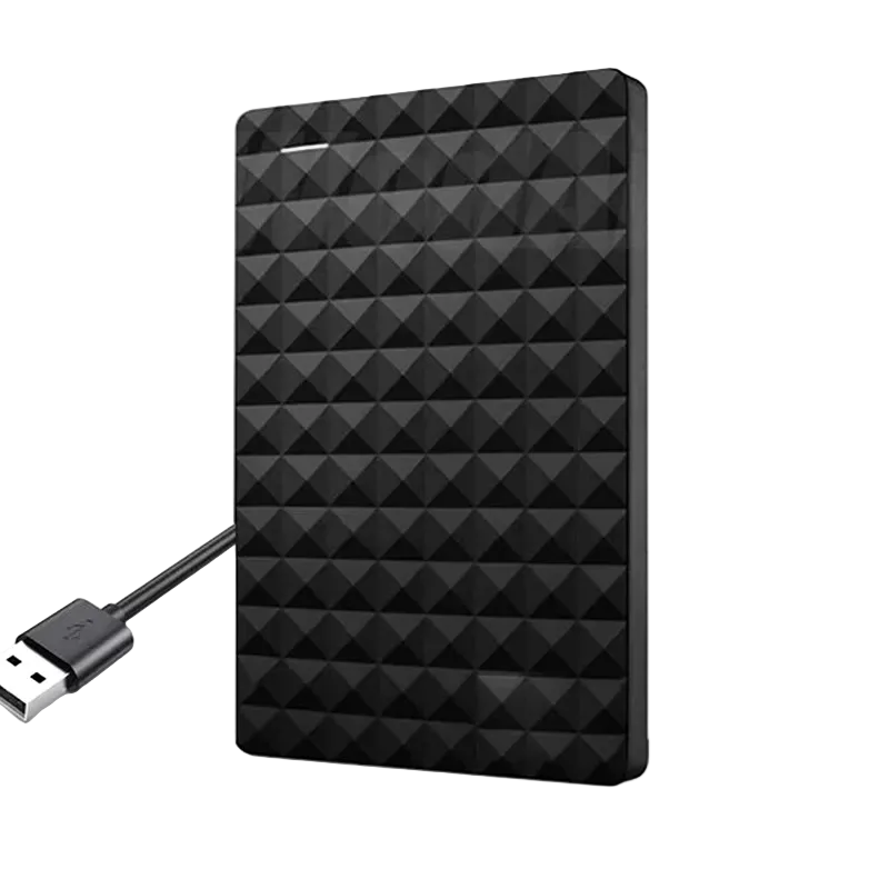 Svart extern hårddisk med pyramidmönster på ytan, sedd snett framifrån med en USB-kabel ansluten vid sidan 1