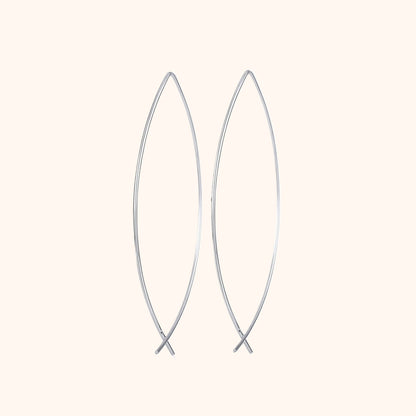 Silberne, ovale Ohrringe aus Edelstahl, minimalistisches Design, modischer Schmuck.