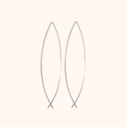 Silberne, ovale Ohrringe aus Edelstahl, minimalistisches Design, modischer Schmuck.
