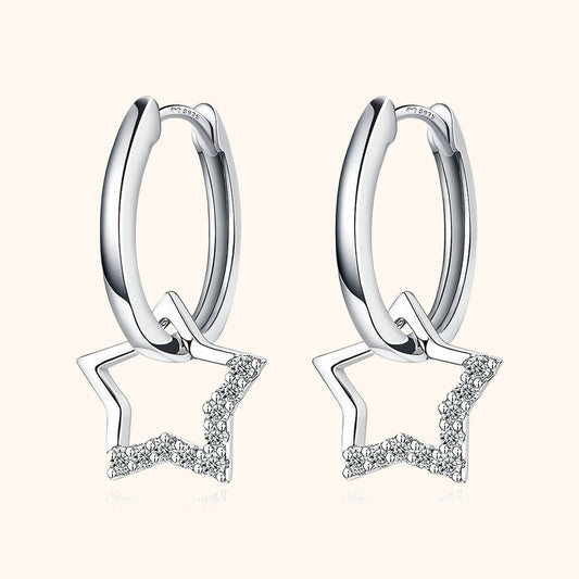Silberne Creolen mit Sternanhängern, Zirkonia, modische Ohrringe, Schmuck für Damen.