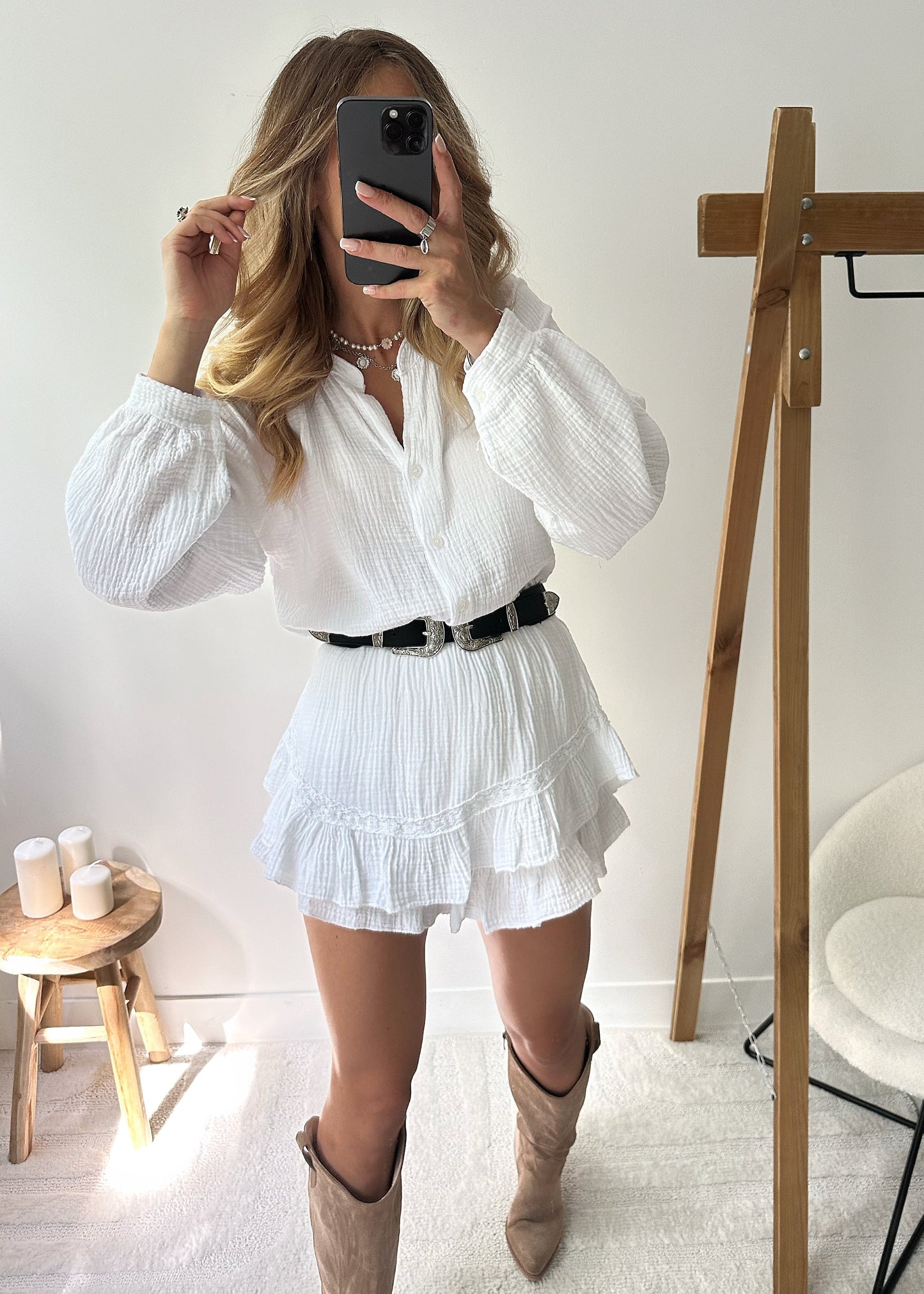 Lätt bomullset med blus och volangshorts – Leora