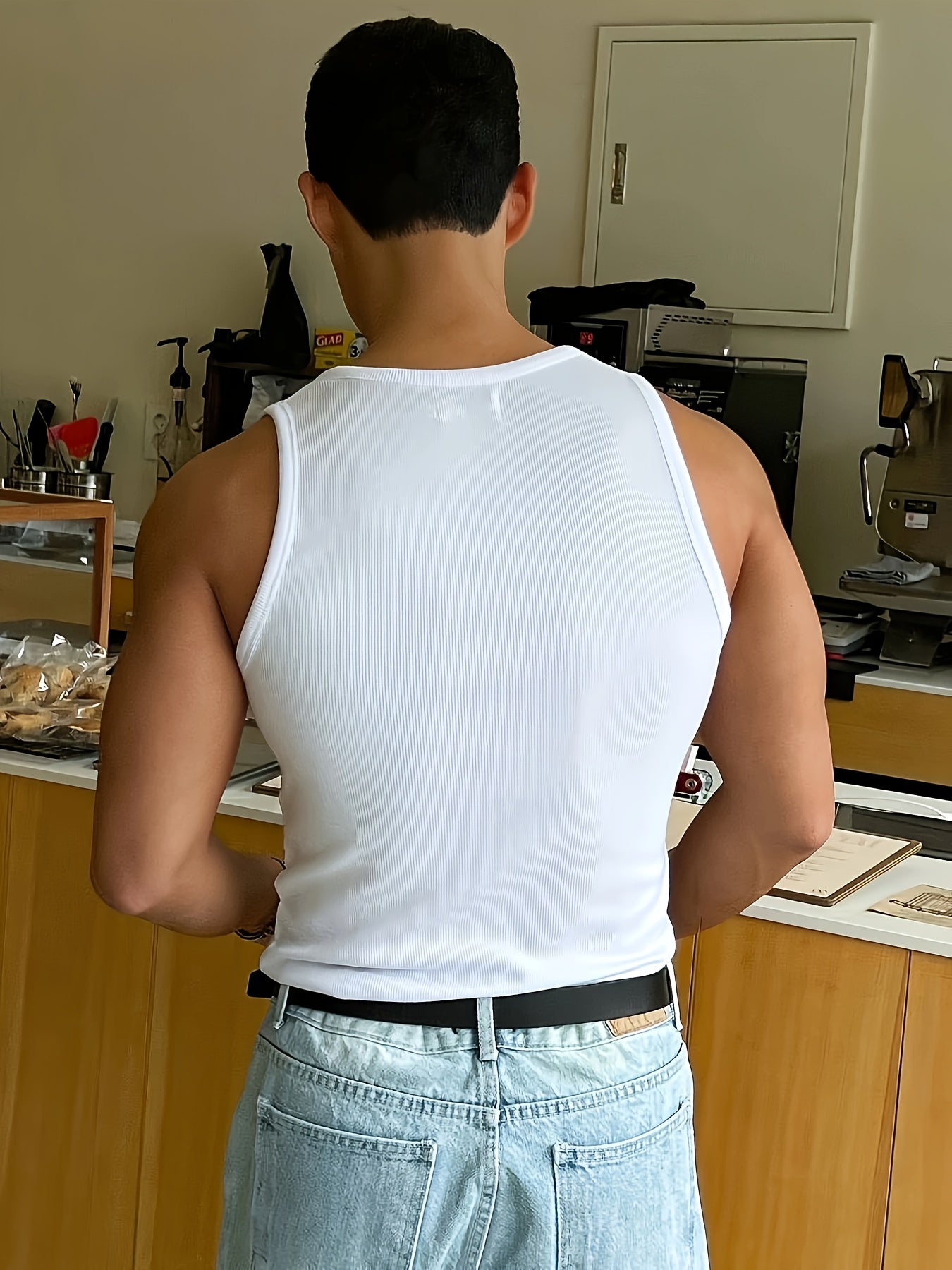 Eng Anliegendes Tanktop - Toni
