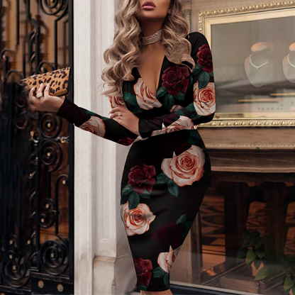 Eng Anliegendes Kleid - FigureDress 
