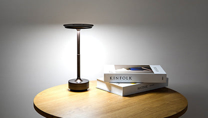 ClarityGlow Lyxutgåvan | Trådlös LED-bordslampa