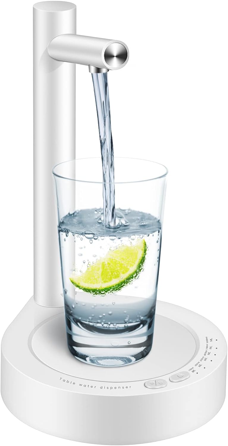 Weißer Wasserspender mit Glas, Zitrone, modernes Design, Küche, Tischgerät, Wasserhahn.