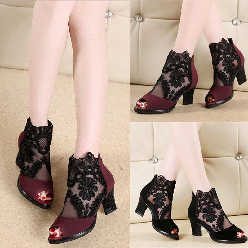 Damen High Heels mit Blumenmuster, schwarz-bordeaux, Spitze, elegantes Design, modische Schuhe.